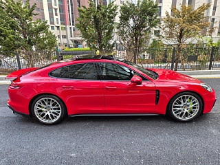PORSCHE PANAMERA 971 2018