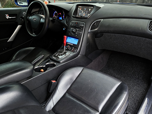 HYUNDAI GENESIS COUPE 2011
