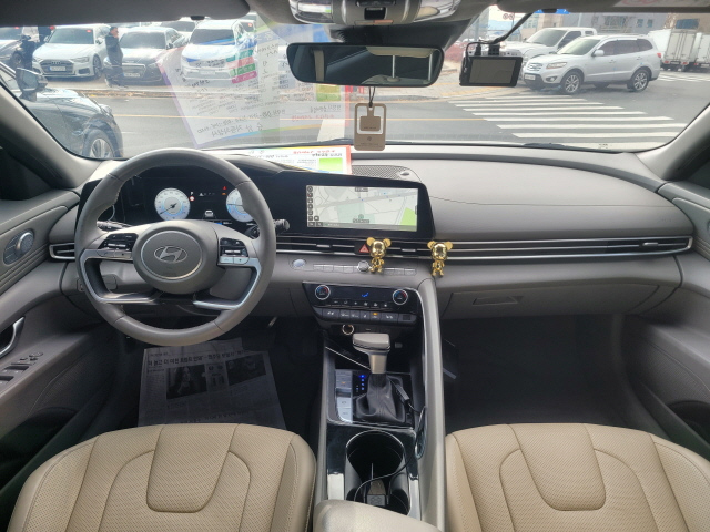 HYUNDAI AVANTE CN7 2023