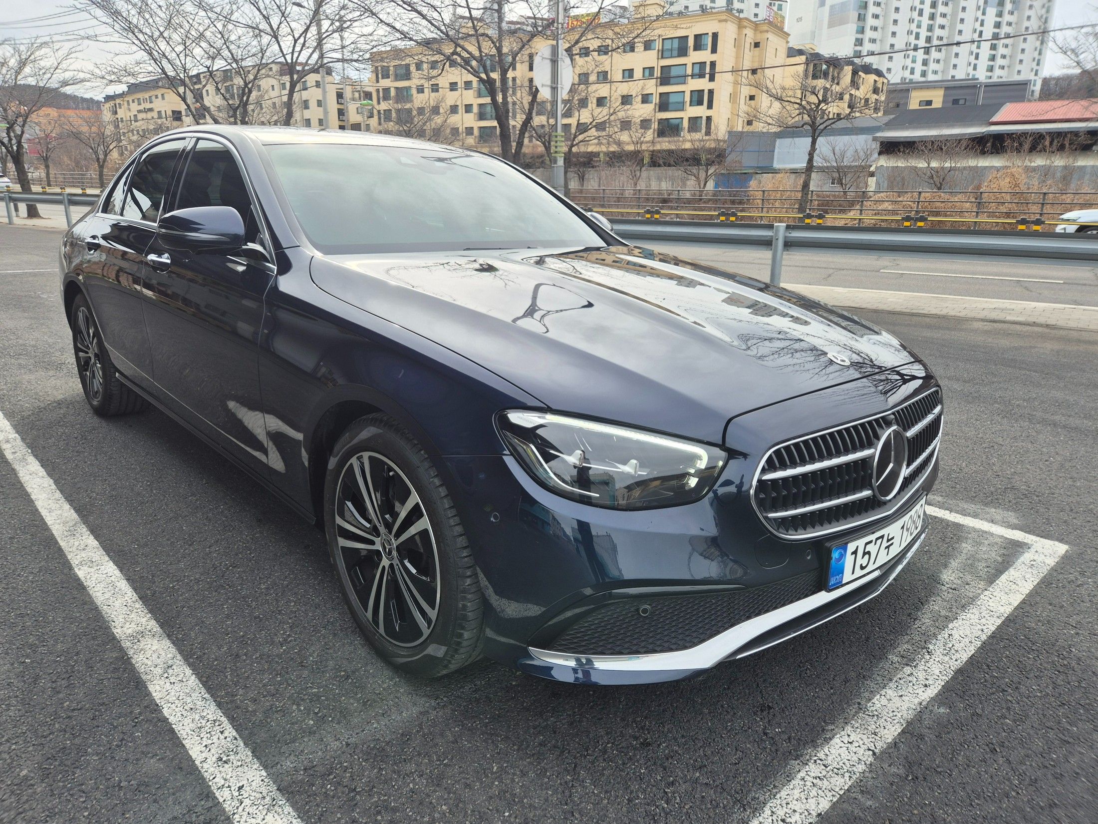 MERCEDES BENZ E-CLASS W213 2022