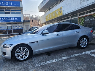 JAGUAR XF X260 2017