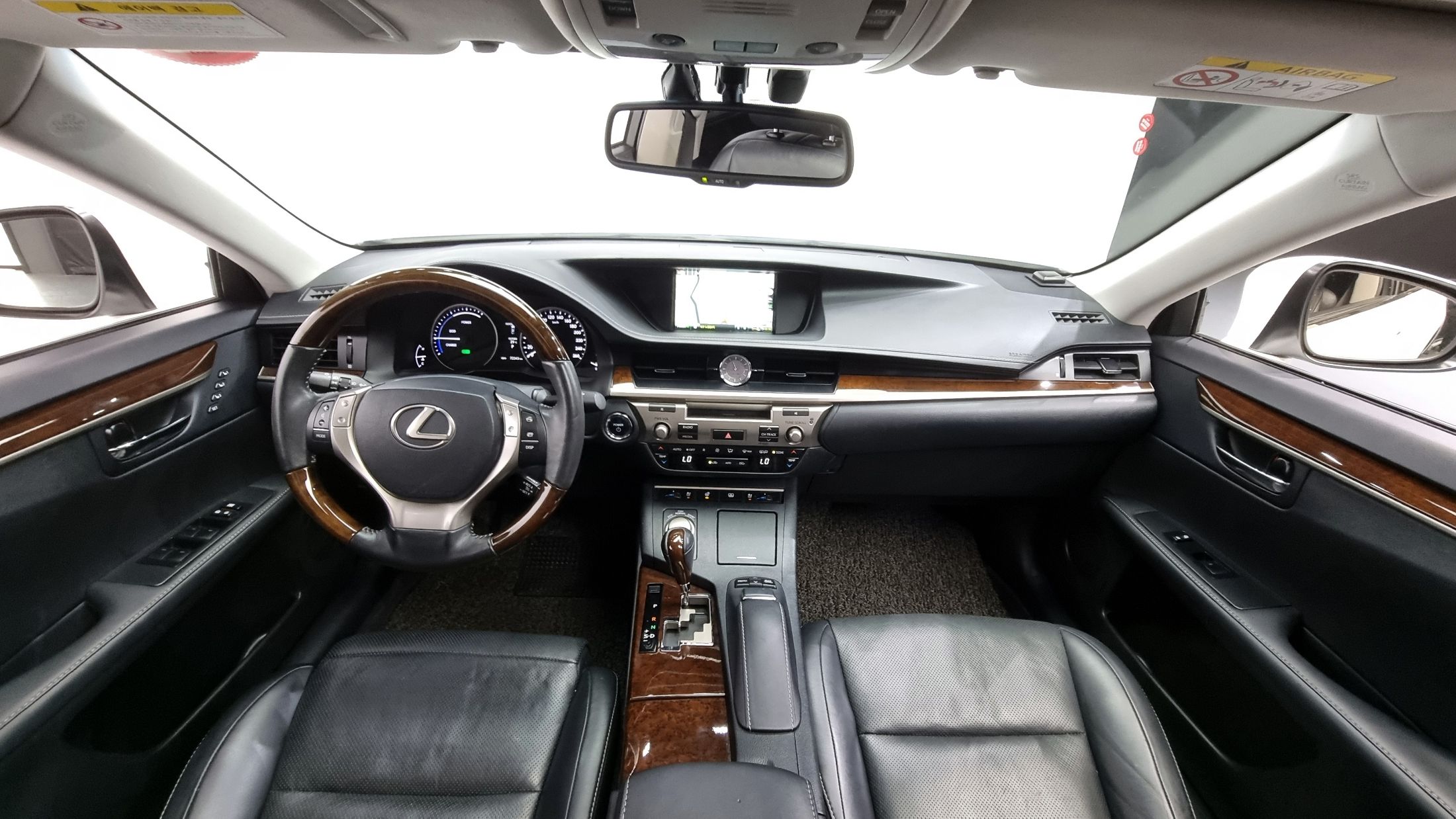 LEXUS ES300H 2014