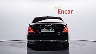 GENESIS EQ900 2016