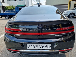 GENESIS G90 2019