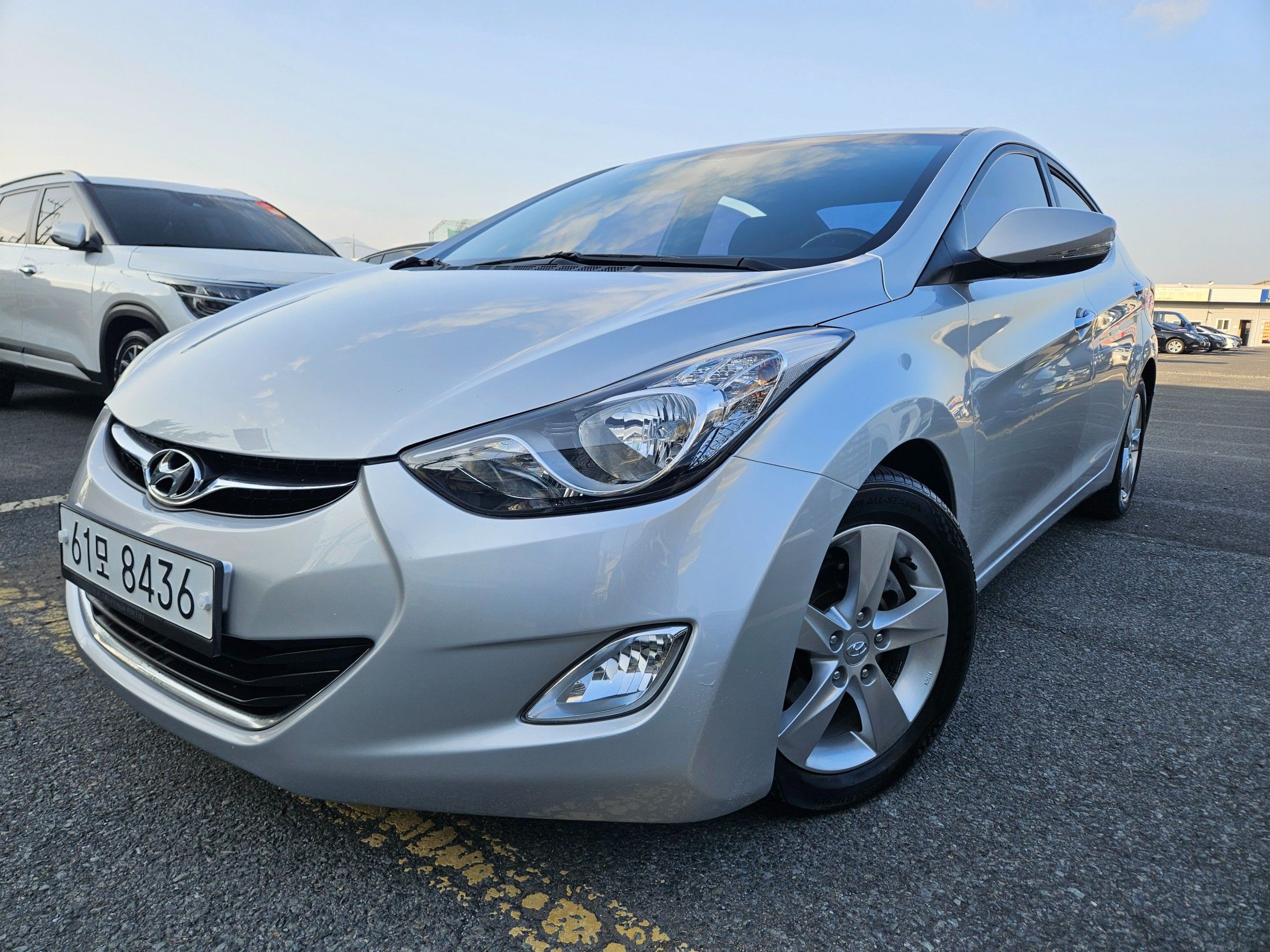 HYUNDAI AVANTE MD 2012