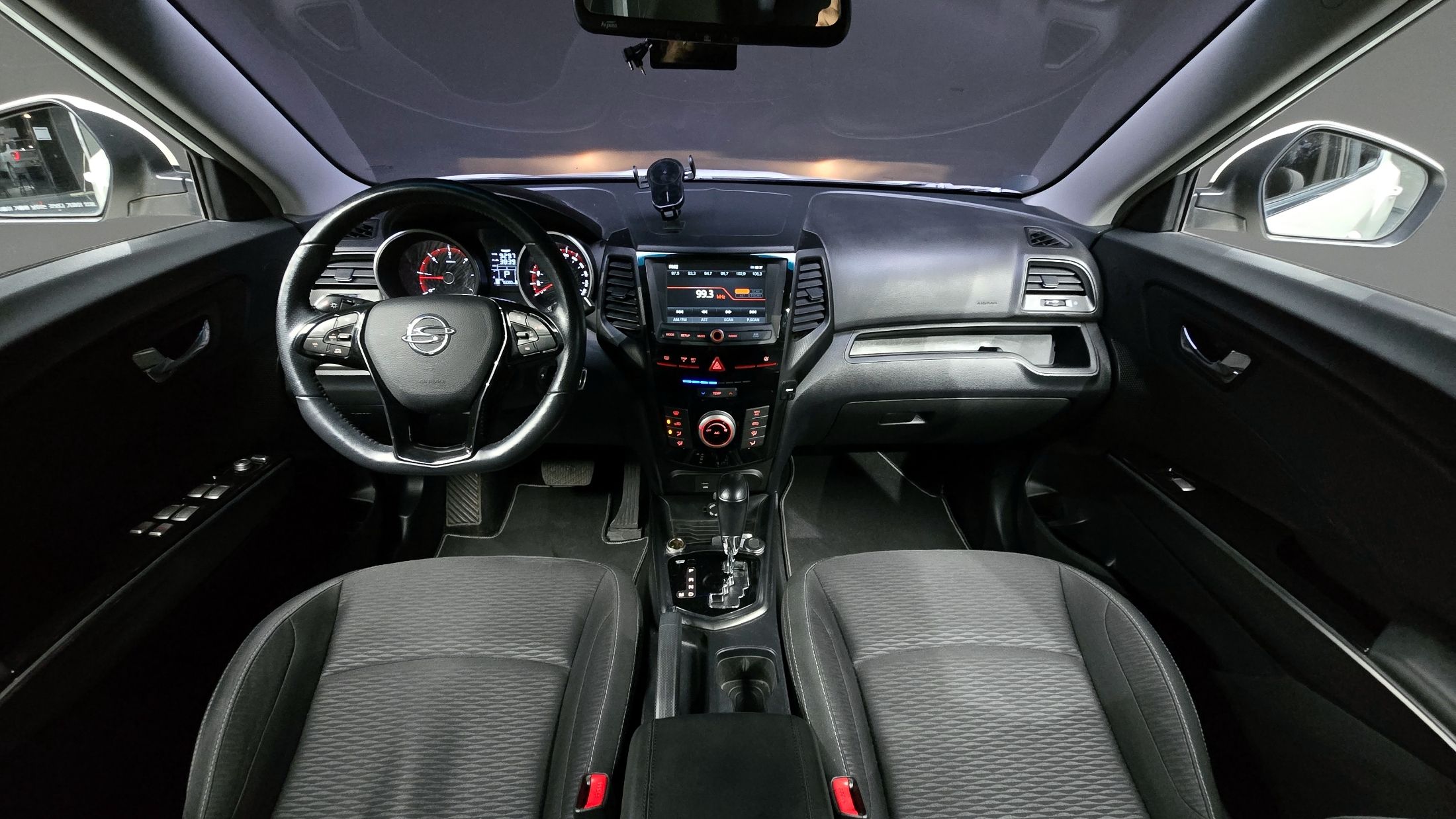 SSANGYONG TIVOLI AIR 2016