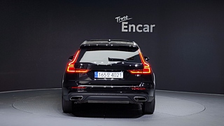 VOLVO V60 CROSS COUNTRY 2019