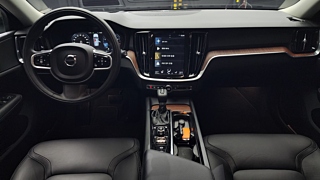 VOLVO V60 CROSS COUNTRY 2019