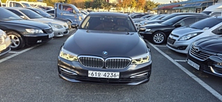 BMW 5-SERIES G30 2018