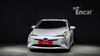 TOYOTA PRIUS 2016