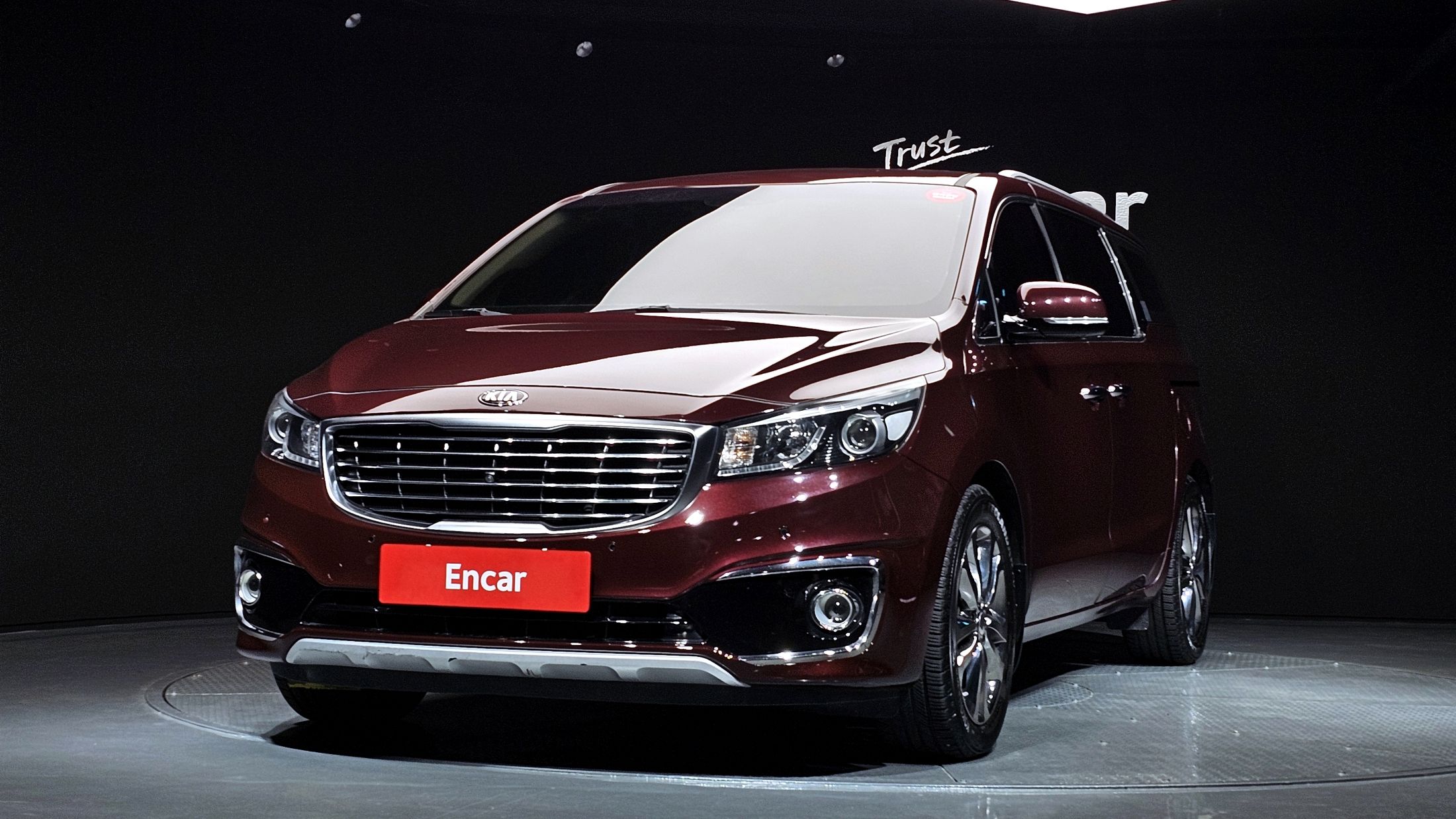 KIA CARNIVAL 2018