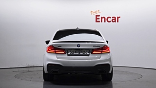 BMW 5-SERIES G30 2018