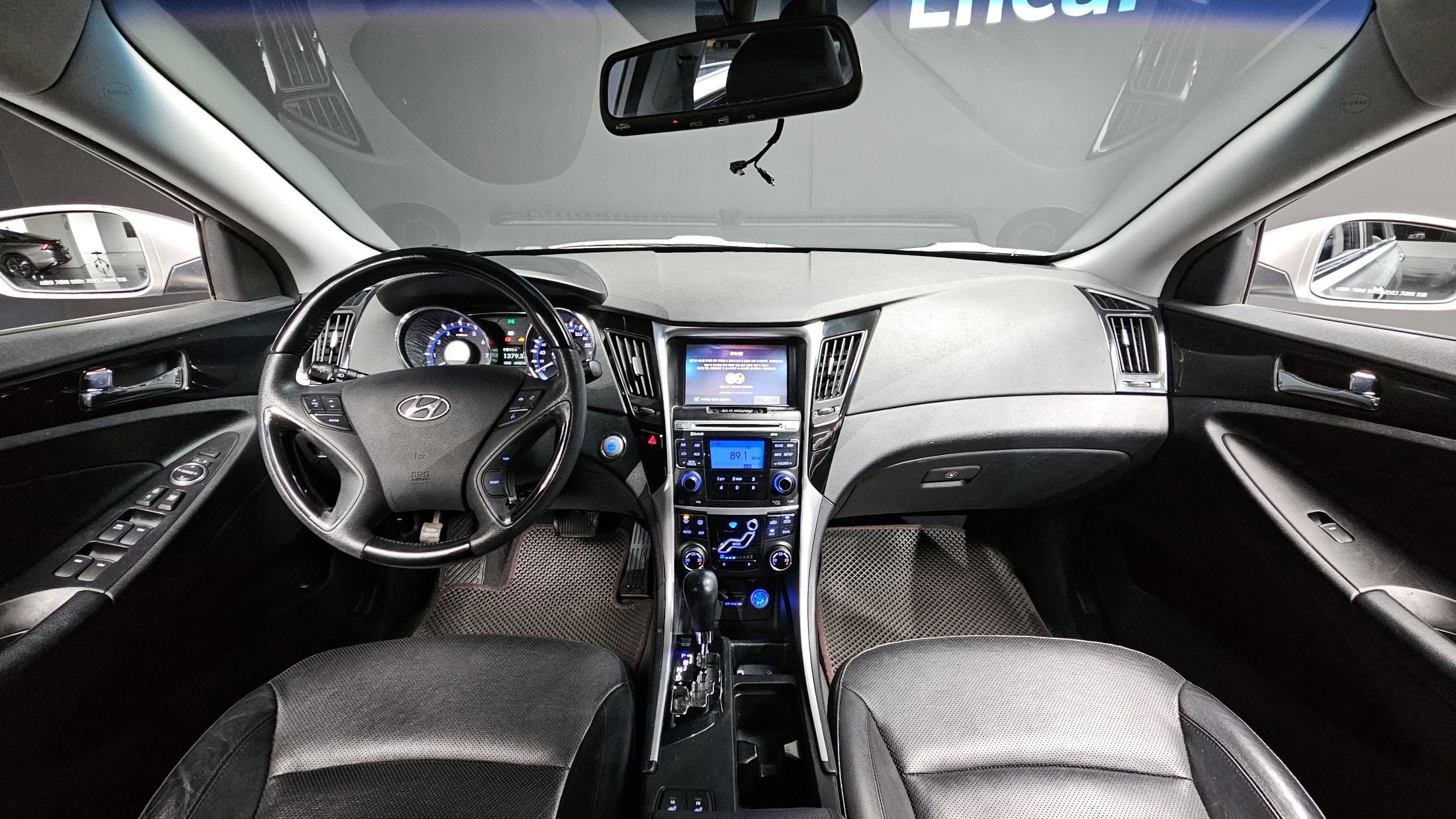 HYUNDAI SONATA YF 2010