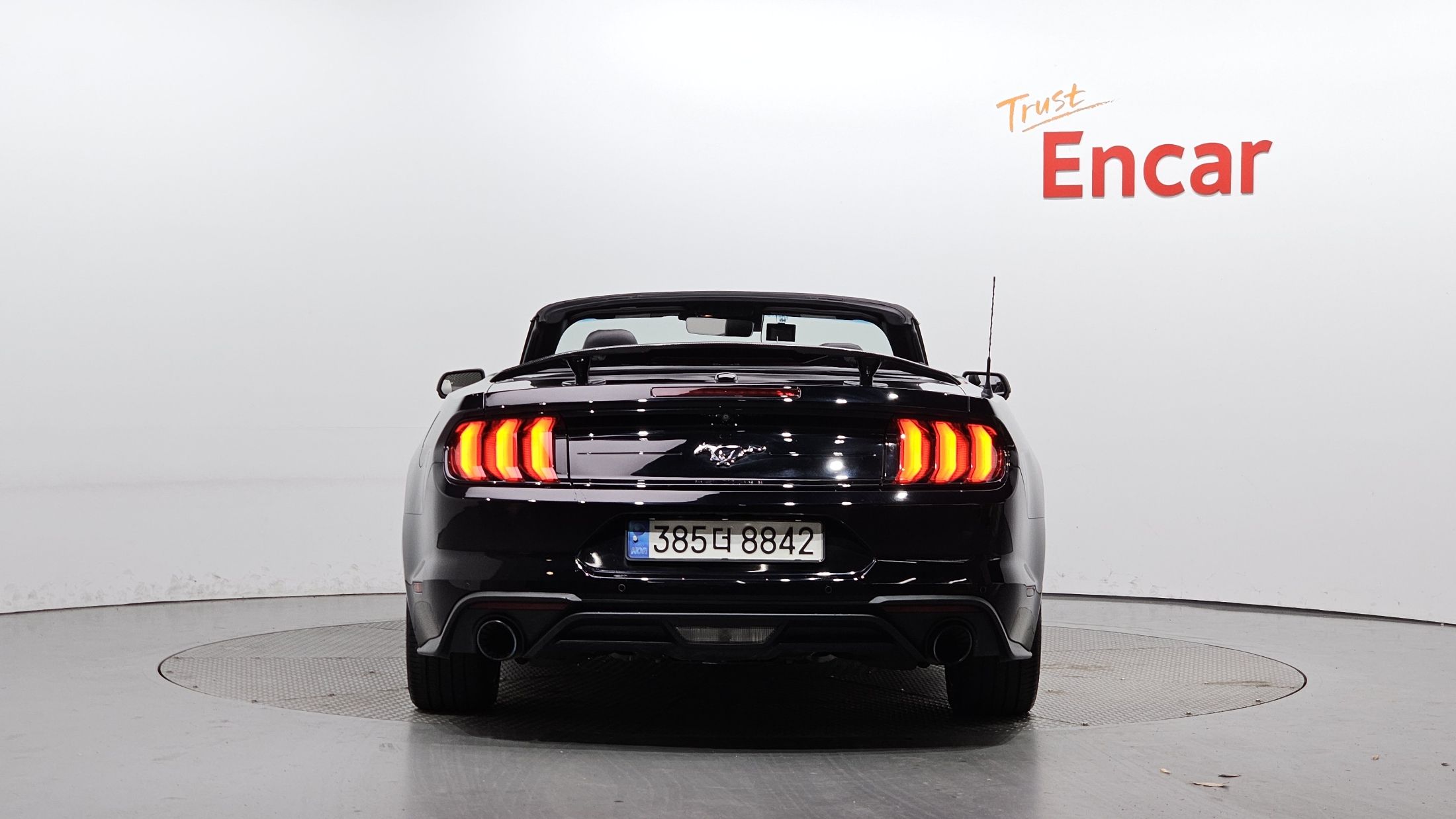 FORD MUSTANG 2019