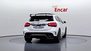 MERCEDES BENZ GLA-CLASS X156 2019