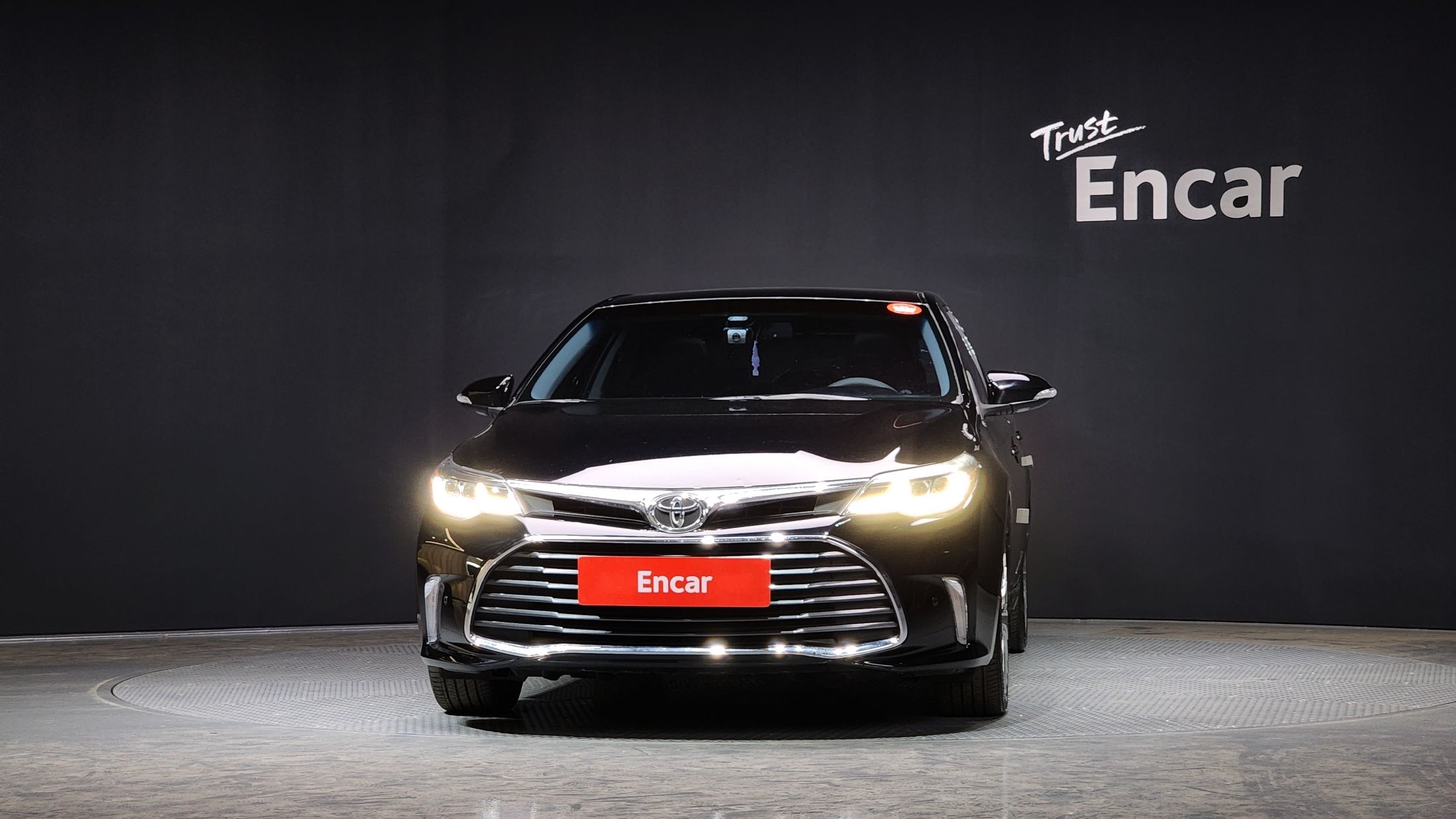 TOYOTA AVALON 2017