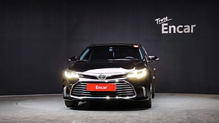 TOYOTA AVALON 2017
