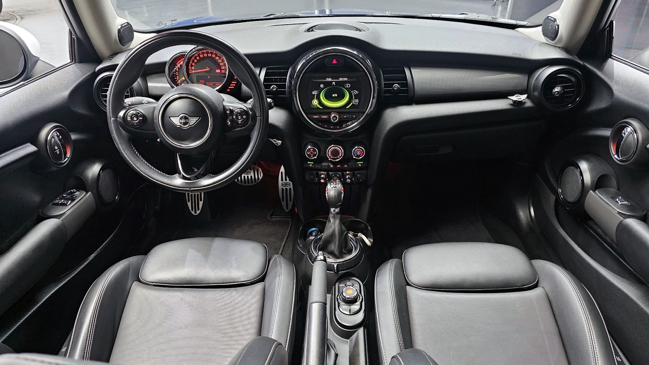 MINI COOPER D 2015