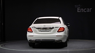 MERCEDES BENZ E-CLASS W213 2018