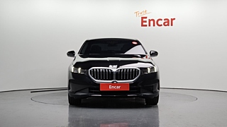 BMW 5-SERIES G60 2023