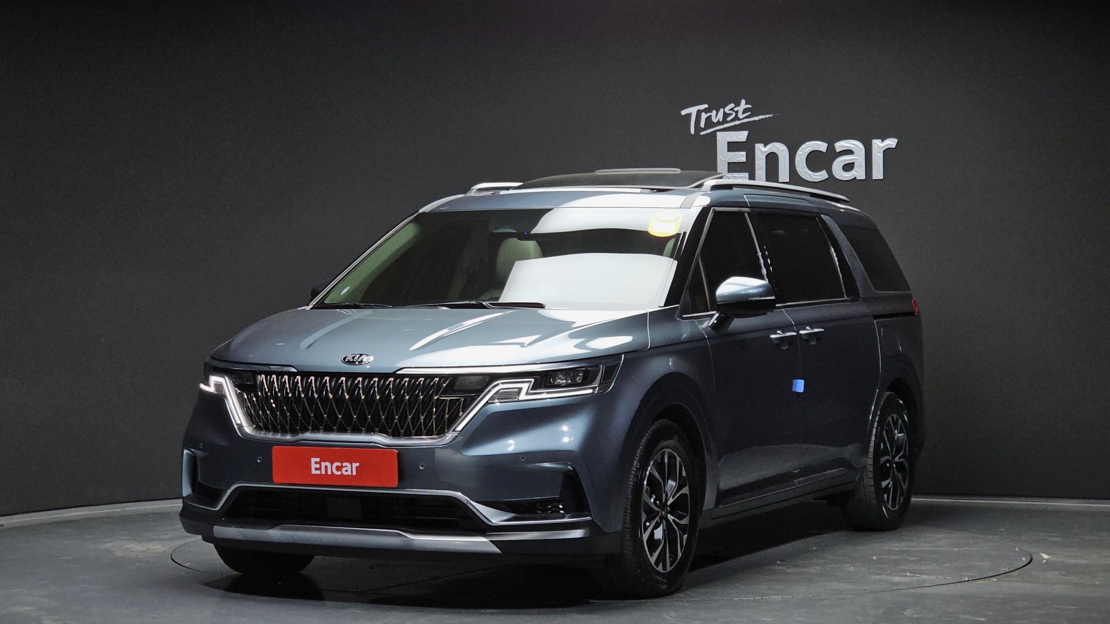 KIA CARNIVAL 2021