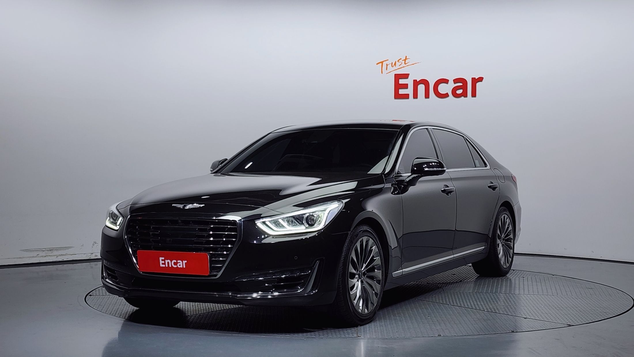 GENESIS EQ900 2018
