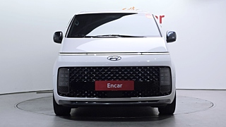 HYUNDAI STARIA 2024