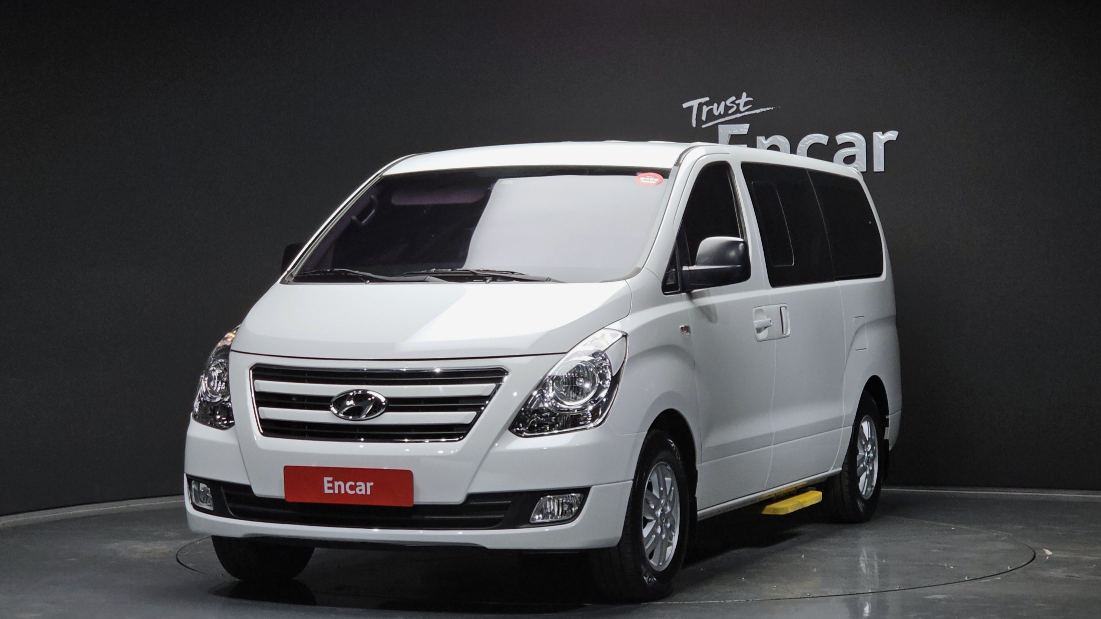 HYUNDAI STAREX GRAND