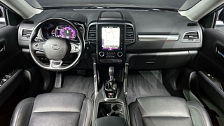 SAMSUNG QM6 2020