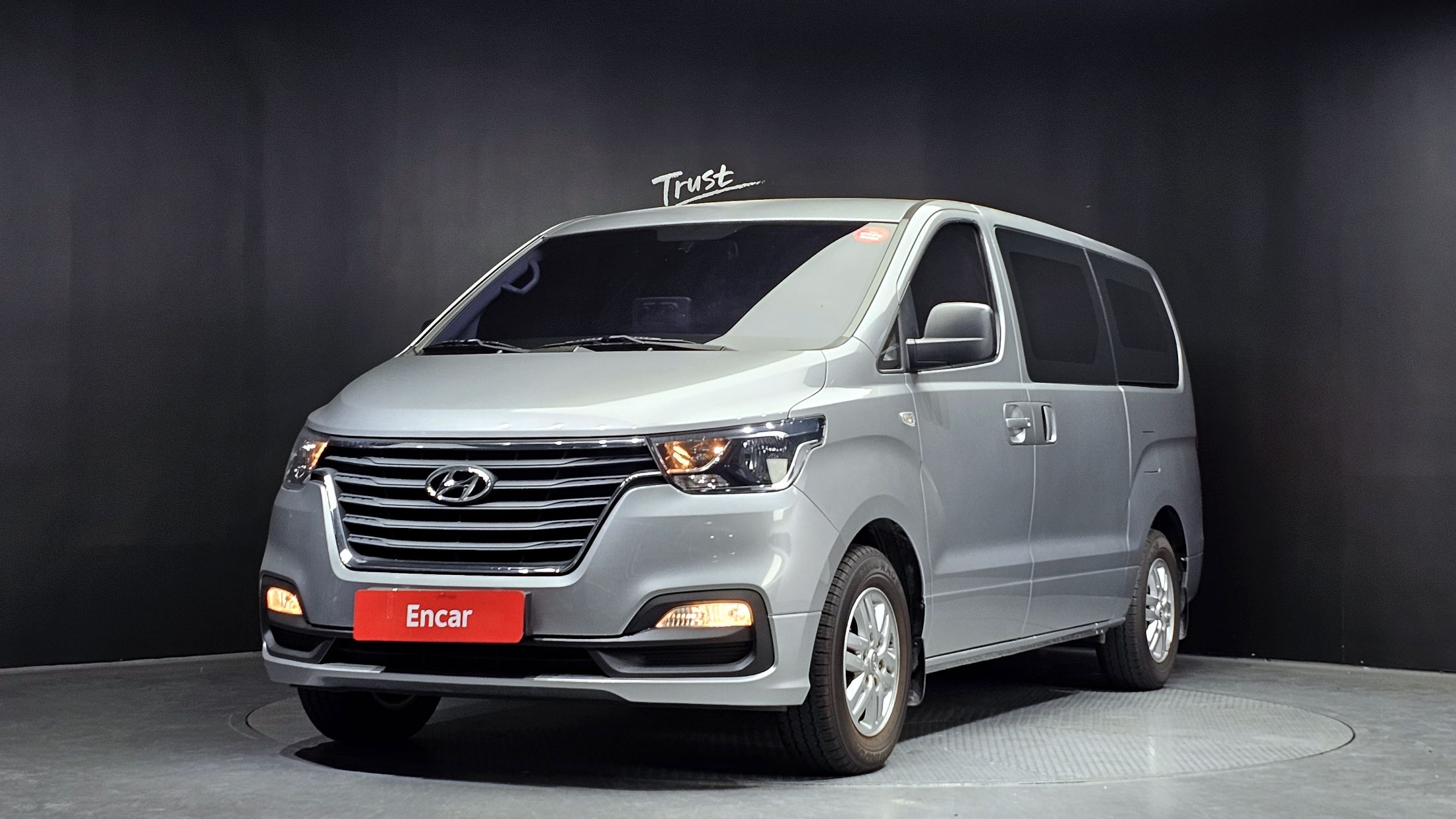 HYUNDAI STAREX GRAND 2019