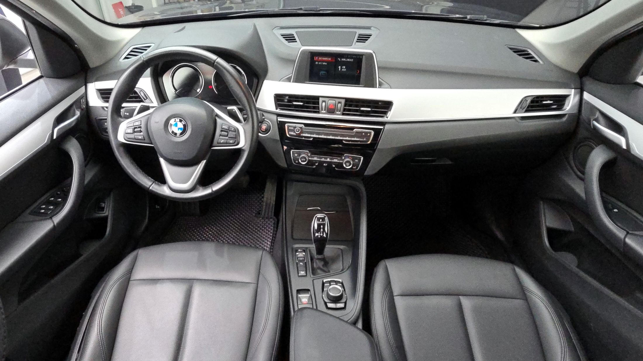 BMW X1 F48