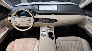 GENESIS GV70 2024