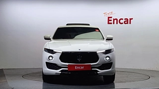 MASERATI LEVANTE 2017