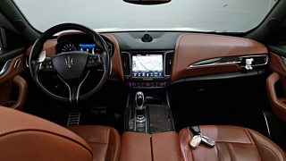 MASERATI LEVANTE 2017
