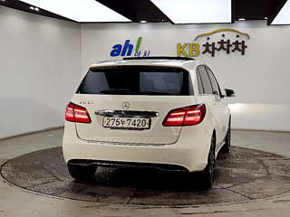MERCEDES BENZ B-CLASS W246 2016