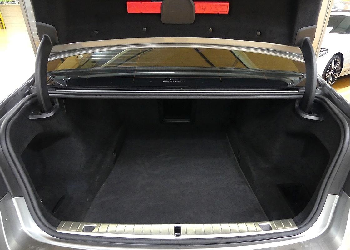 BMW 7-SERIES G11 2022
