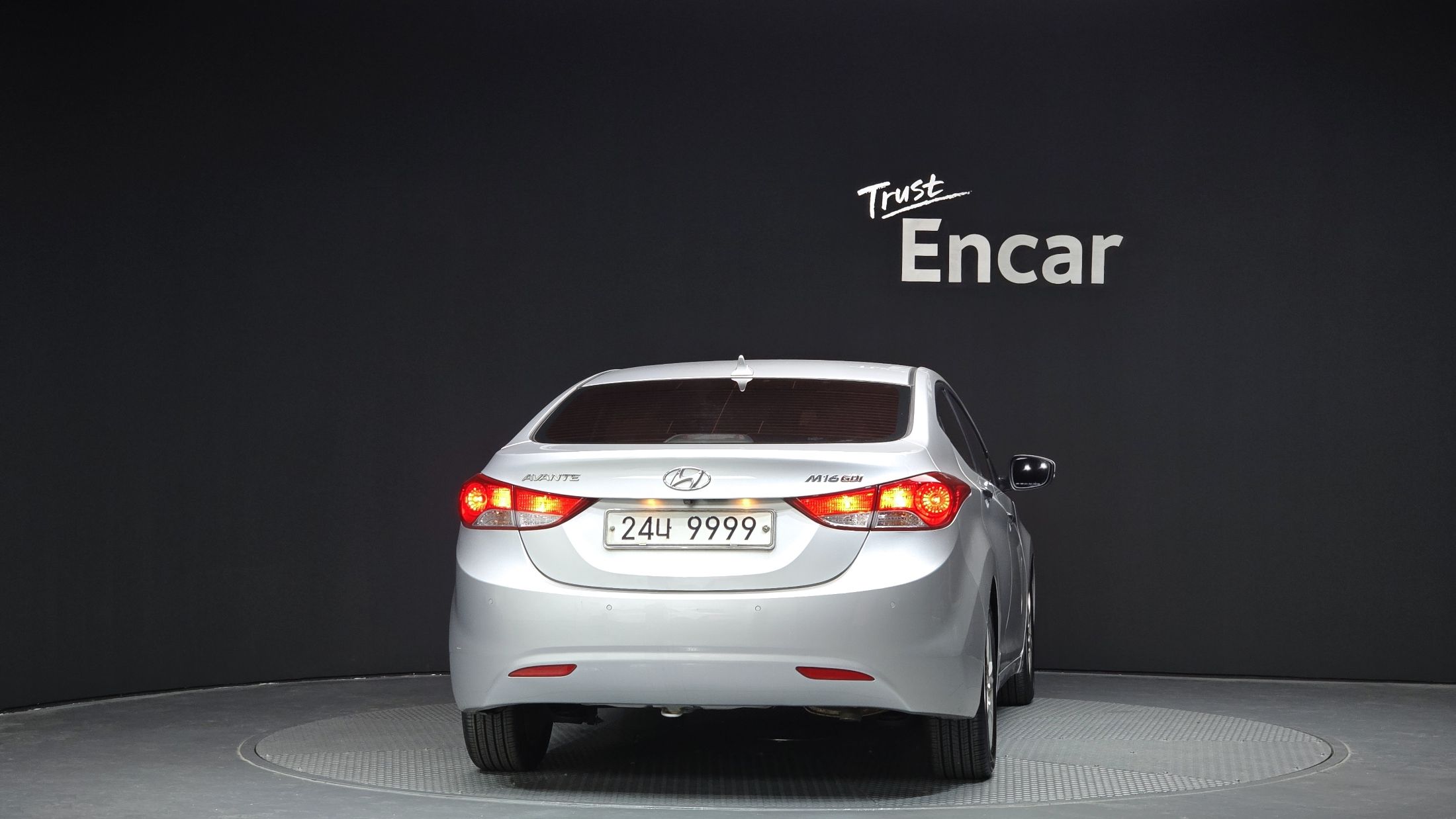 HYUNDAI AVANTE MD 2010