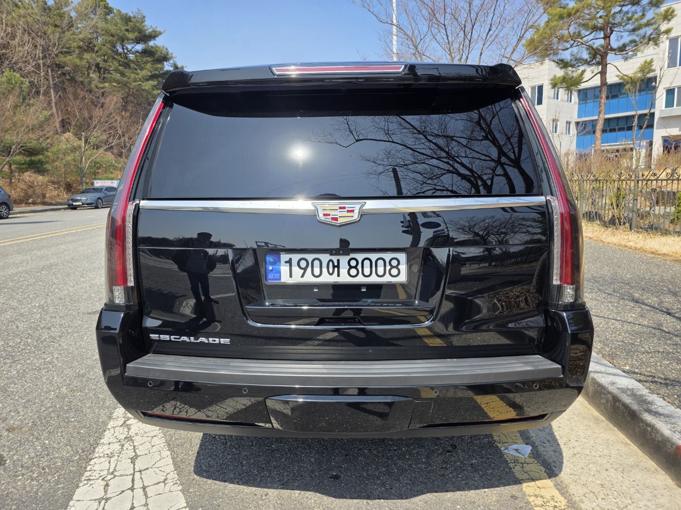CADILLAC ESCALADE 2018