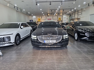 GENESIS G80 RG3 2023