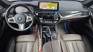 BMW 5-SERIES G30 2022
