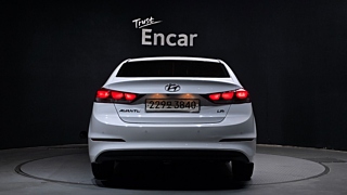 HYUNDAI AVANTE AD 2016