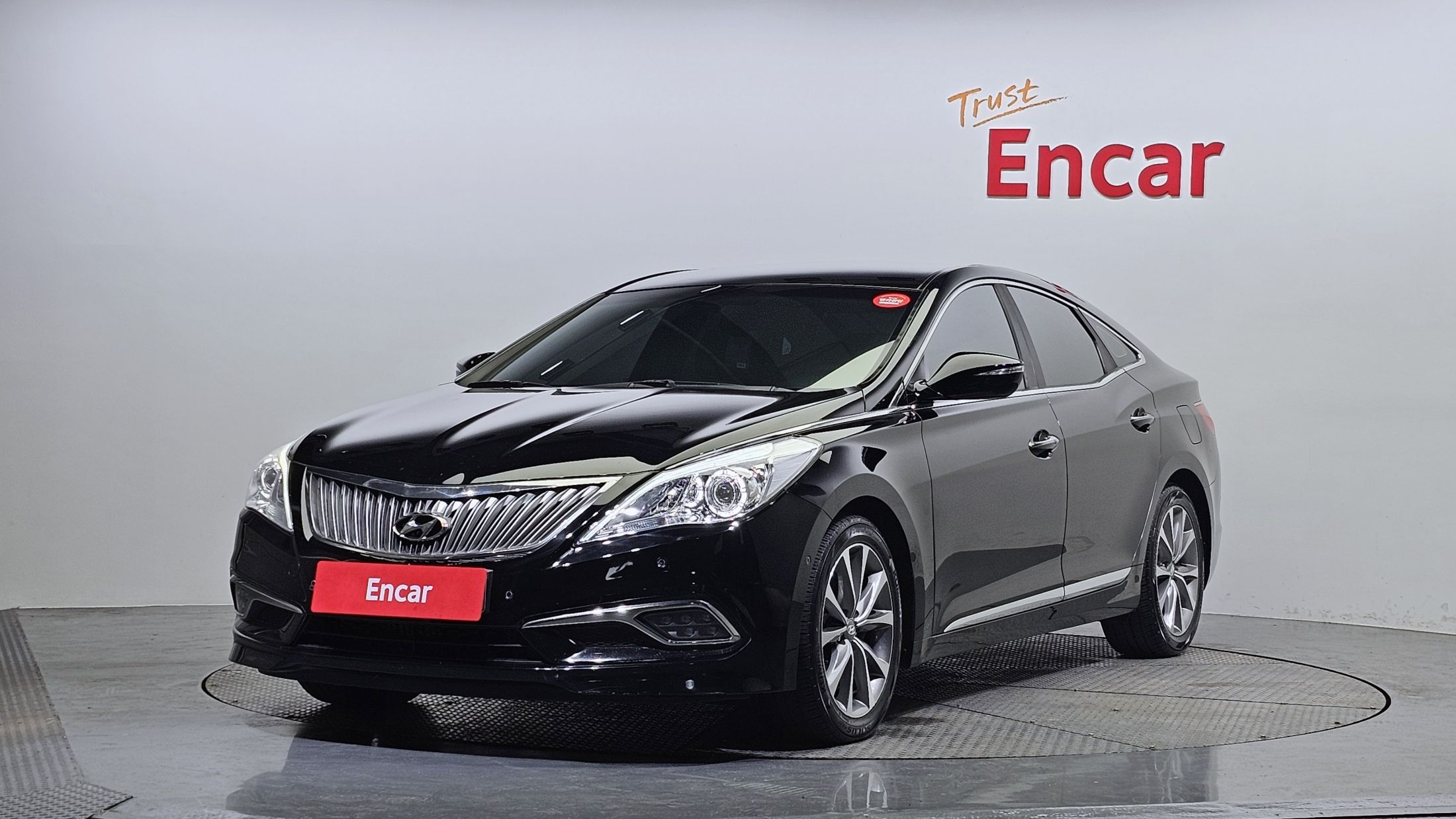 HYUNDAI GRANDEUR HG 2014