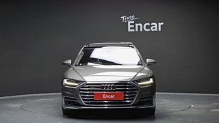 AUDI A8 D5 2021