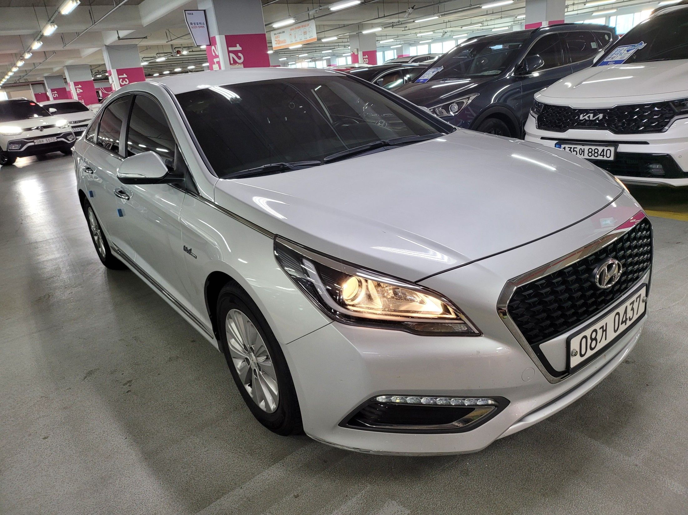 HYUNDAI LF SONATA HYBRID 2016
