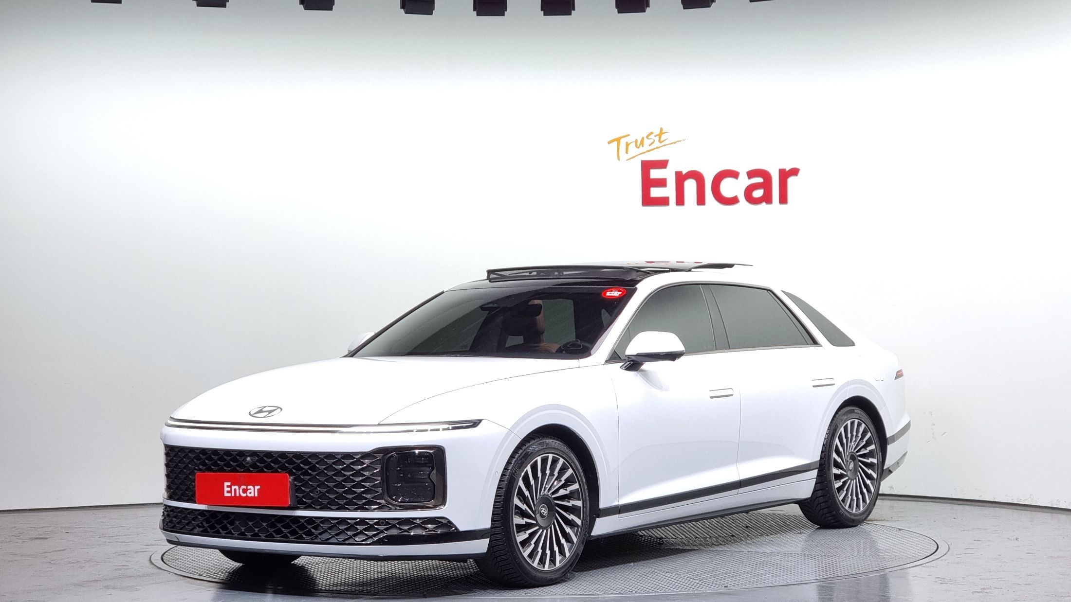 HYUNDAI GRANDEUR HYBRID GN7 2023