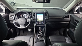 SAMSUNG QM6 2019