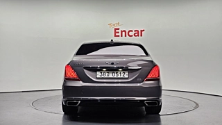 GENESIS EQ900 2016