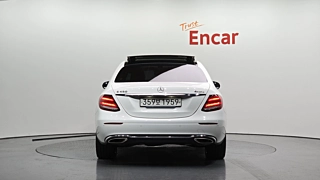 MERCEDES BENZ E-CLASS W213 2020