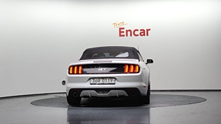 FORD MUSTANG 2016