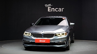 BMW 5-SERIES G30 2019